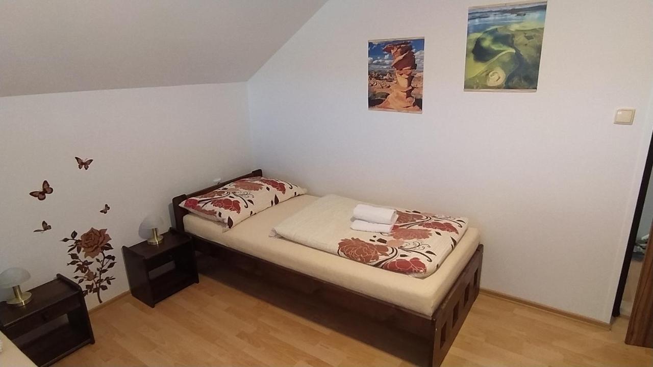 Apartman U Spycharu Bile Policany Luaran gambar