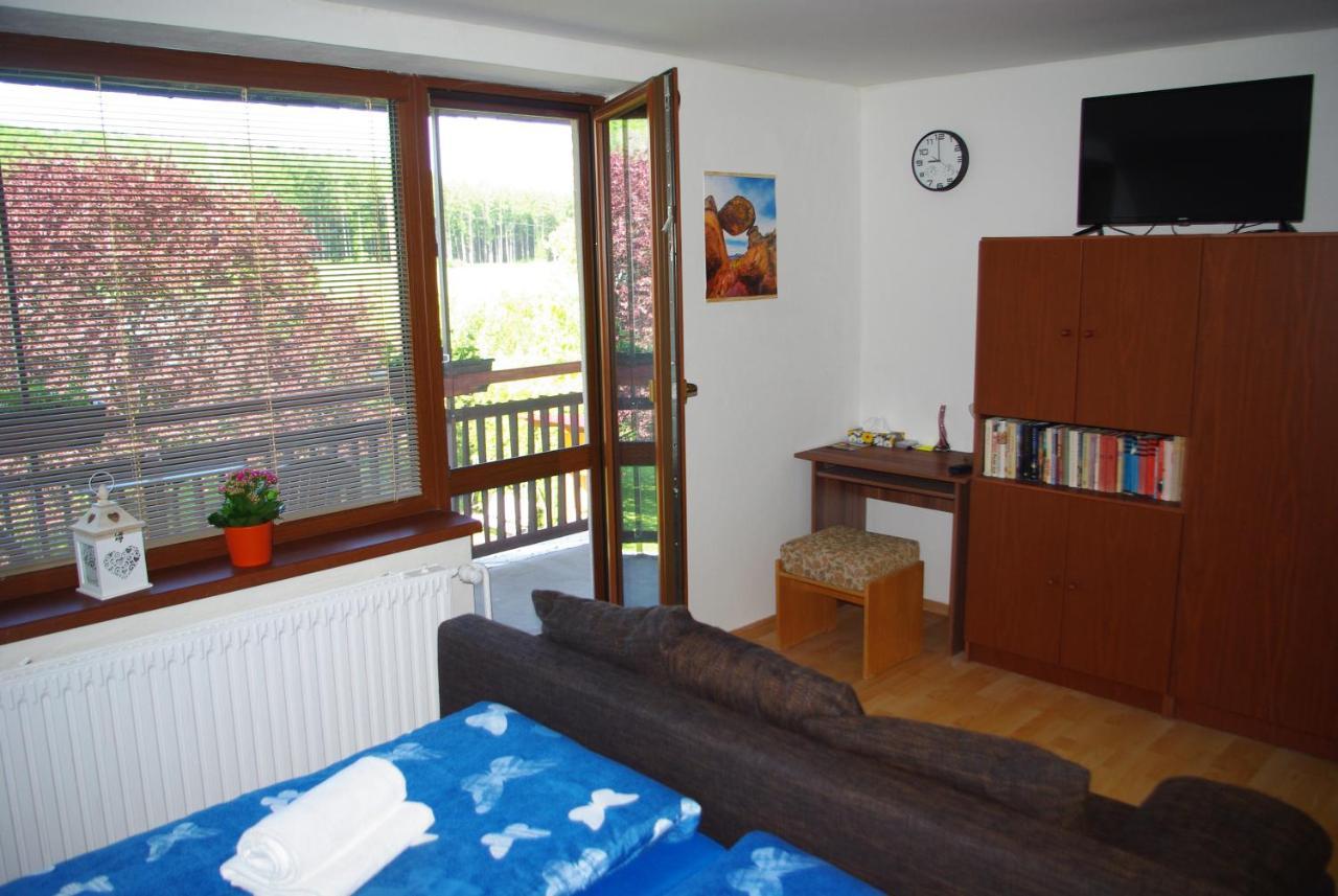 Apartman U Spycharu Bile Policany Luaran gambar