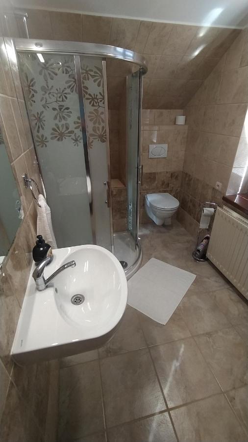 Apartman U Spycharu Bile Policany Luaran gambar